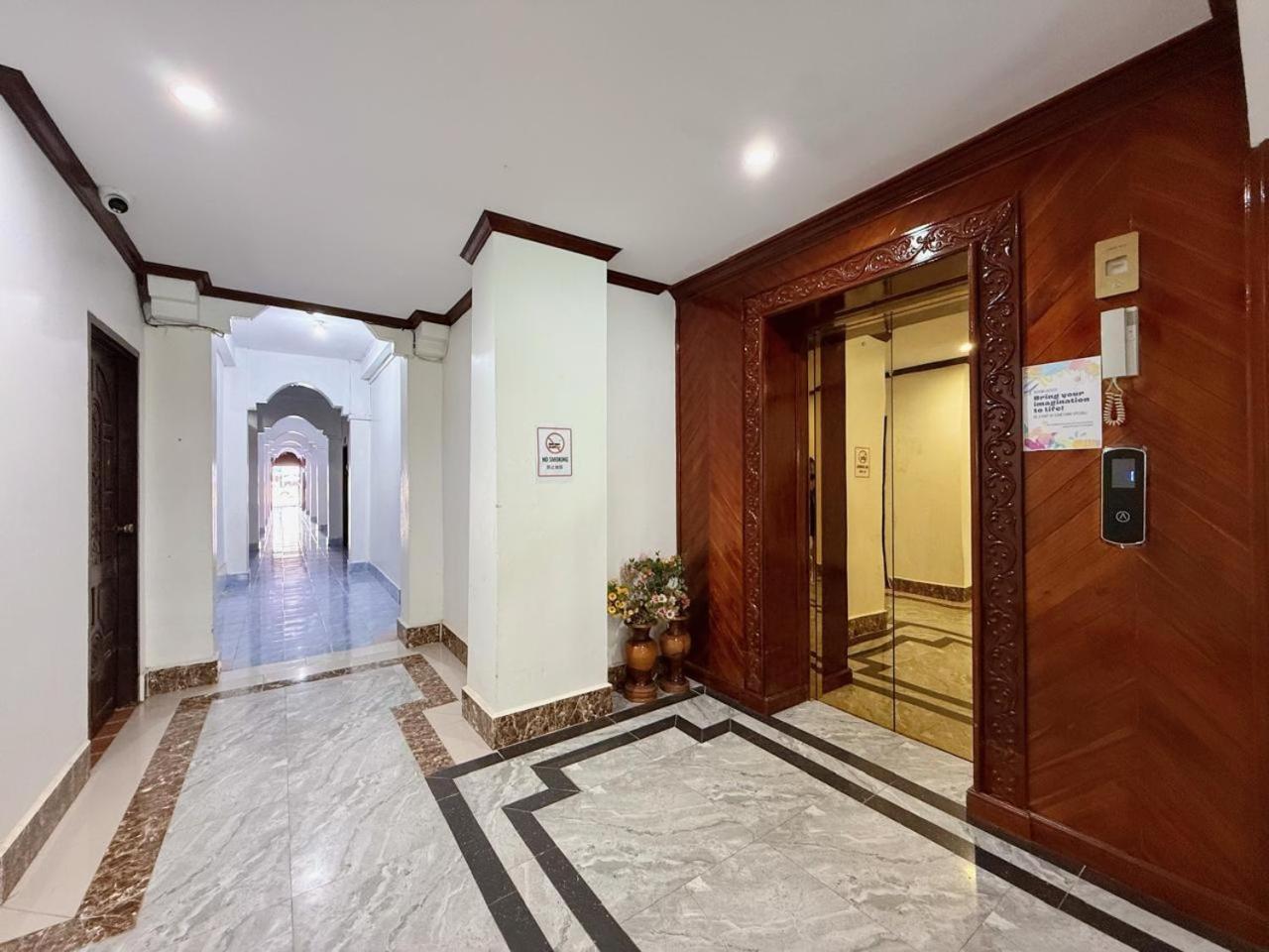 Vangvieng Sisavang Mountain View Hotel 방 비엥 외부 사진