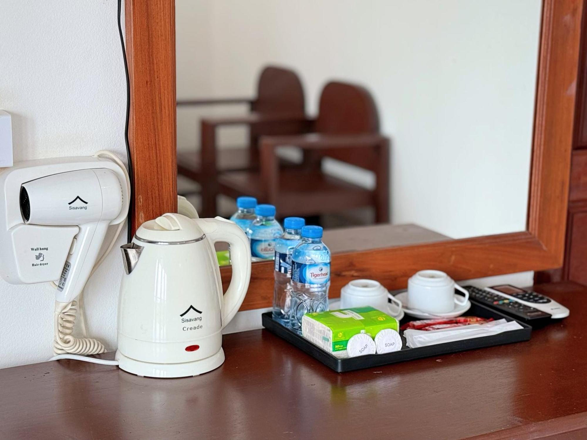 Vangvieng Sisavang Mountain View Hotel 방 비엥 외부 사진